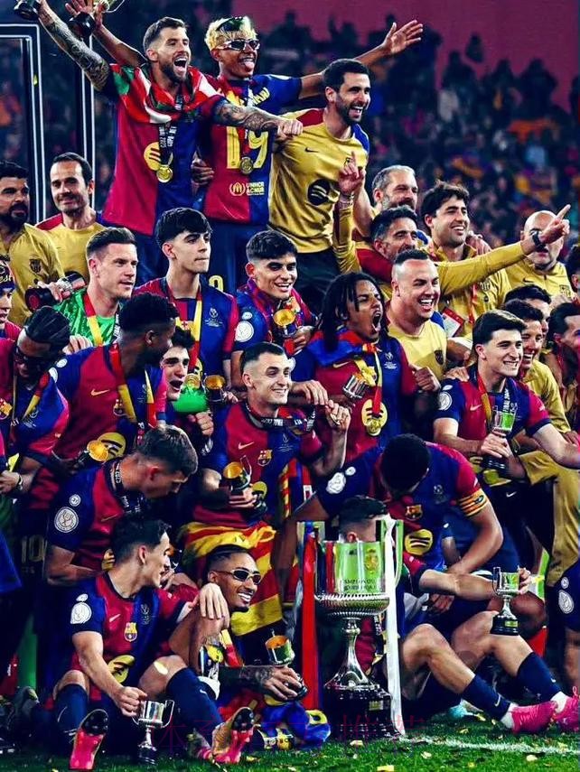 西甲-赛季三杀!凯西绝杀罗贝托破门 巴萨2-1逆转皇马